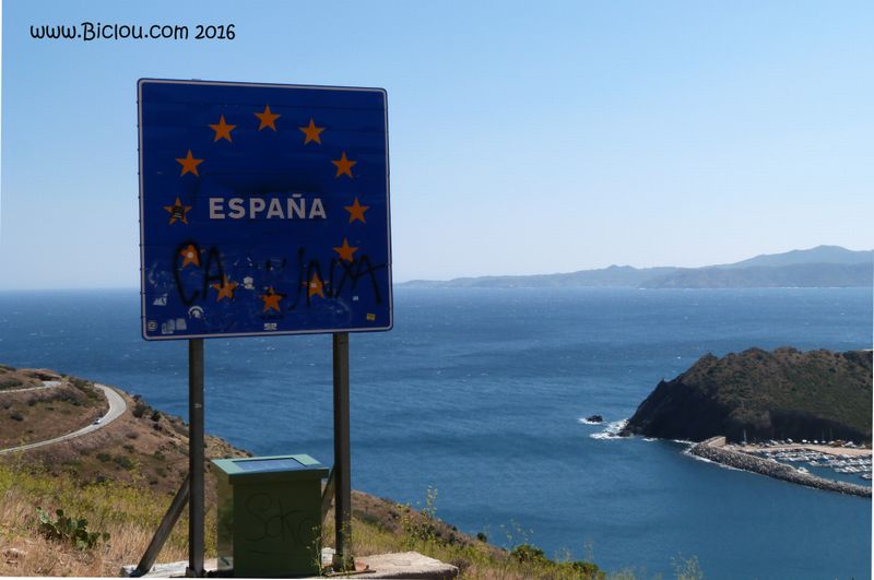 Panneau Espagne et baie de PortBou