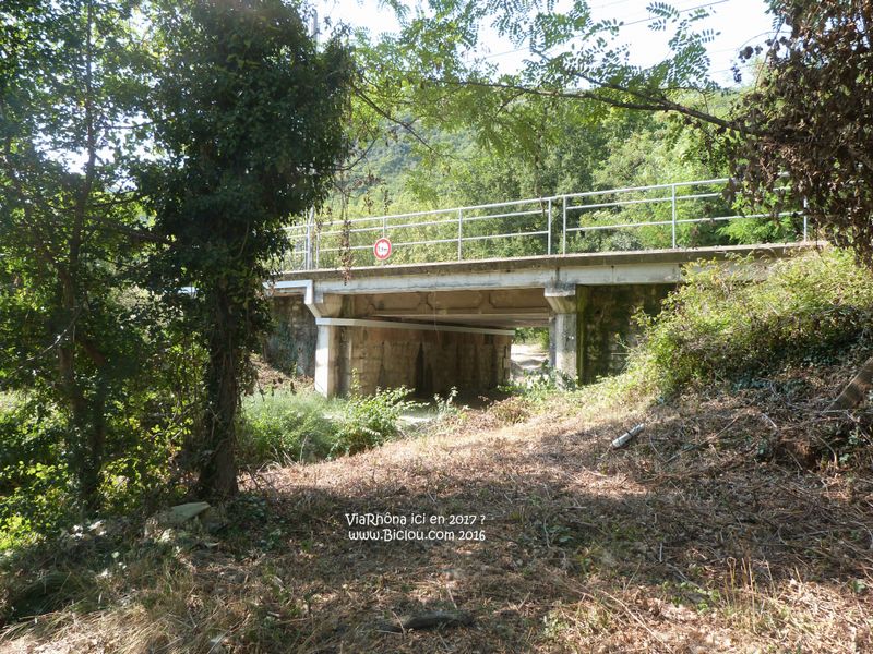 Baix Cruas : ViaRhôna devrait passer par ici (travaux en dec 2016) de sources sures ?