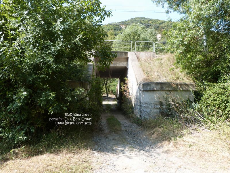 Viarhôna entre baix et Cruas devrait passer dans ce secteur et longer la D86 et la voie férrée ; travaux en vue dec 2016