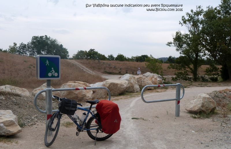 Nouveau bout de ViaRhôna vu à Roquemaure en 2016
