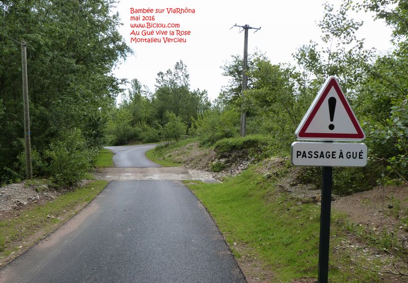 Passage à gué avant Montalieu Vercieu sur ViaRhôna en 2016