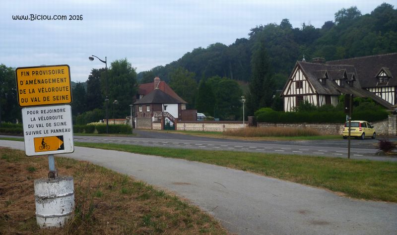Balisage provisoire de la véloroute du val de Seine en 2016