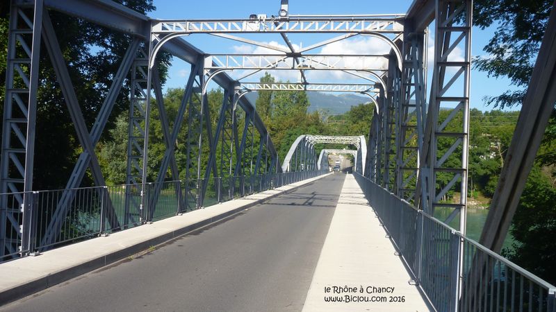 Le Rhône à chancy marquer la frontière Suisse France