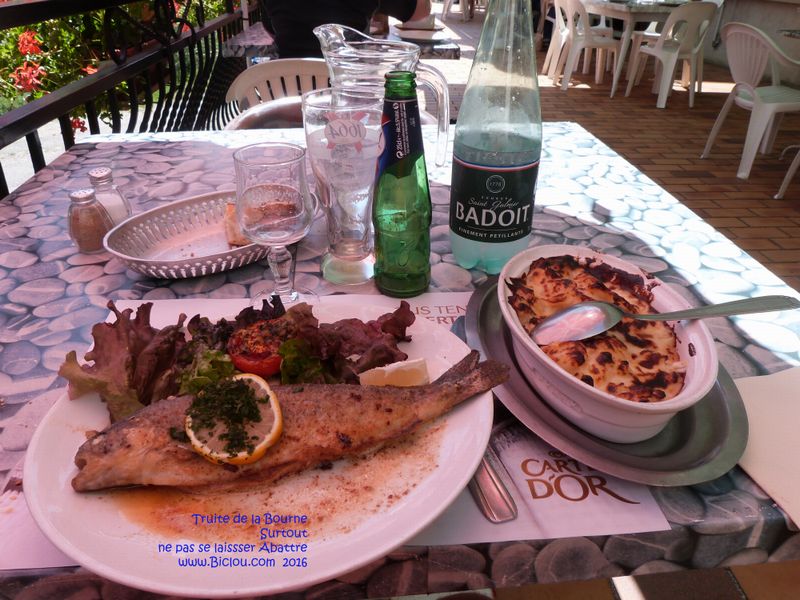 Rencurel , restaurant chez Caroline .. Ne nous laissons pas abattre par une truite du Vercors .. : Retour planche fotos