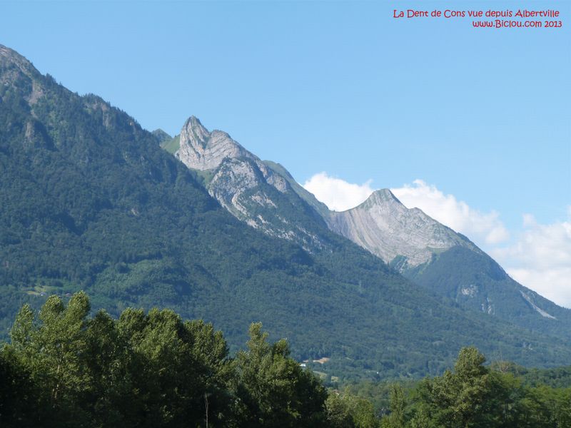 Vue de la Dent de Cons depuis la viaPreAlpina Albertville