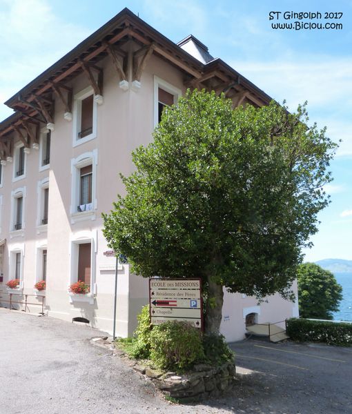 Ecole des missions au Bouveret : vous pouvez même y dormir une nuit, mais faut eller à confesse auparavant
