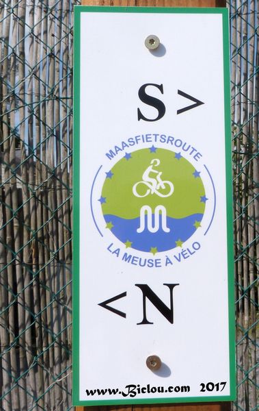 Maas-route : Meuse à vélo en French