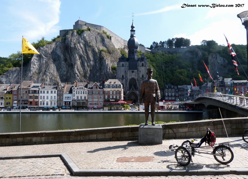 Le grand Charles à encore grandi, à Dinant en 2017