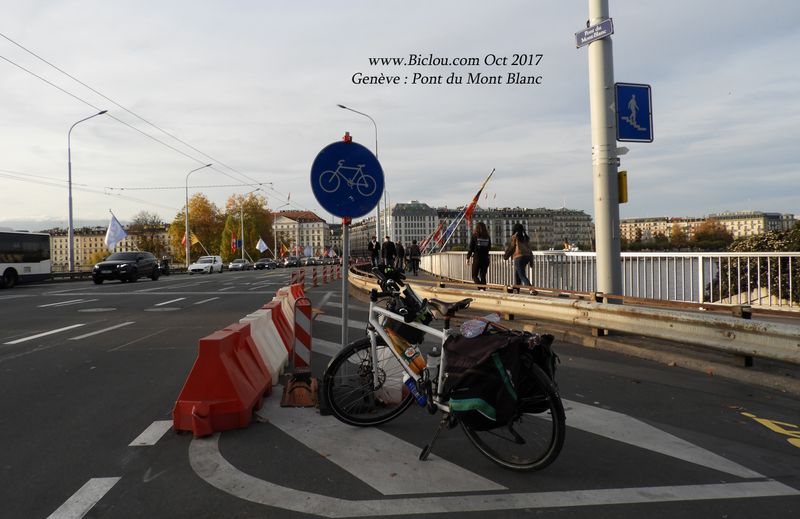 Essai piste cyclable Pont du Mont Blanc Genève Oct 2017