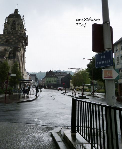 Elbeuf 2017 : Vélo-route val de Seine, suivre la flèche, mais pas facile ..