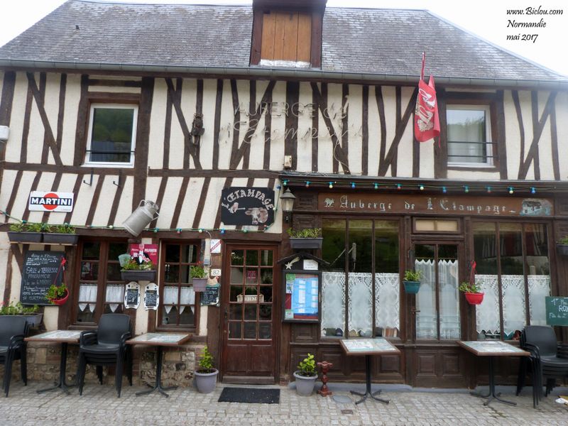 maison-colombage-typique-normande-marais-vernier-2017
