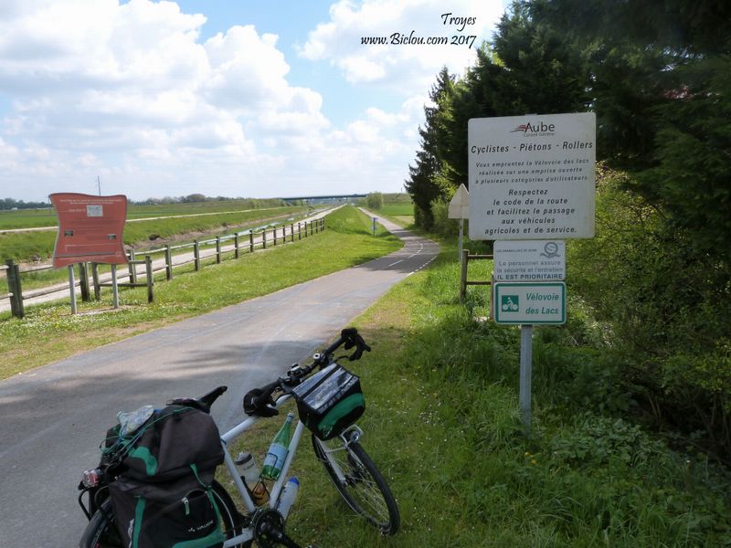Voie verte des lacs dite vélovoie des lacs, Troyes en mai 2017