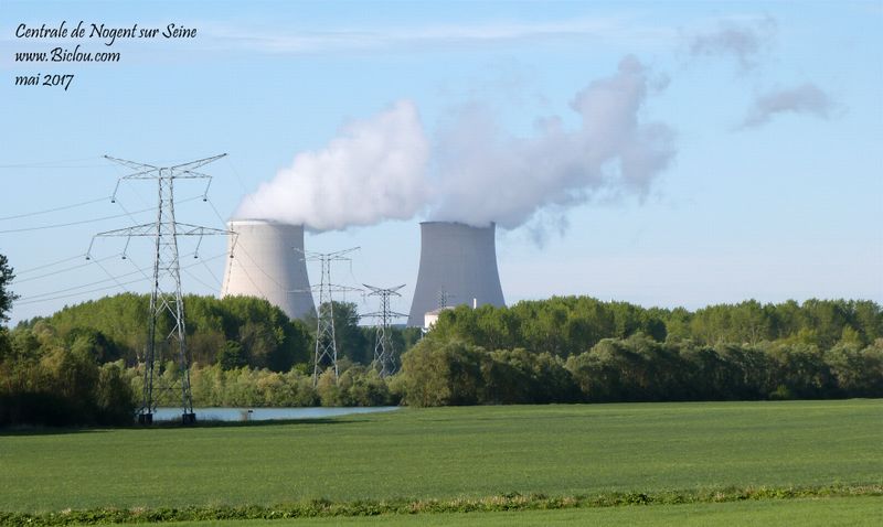 fumeroles-de-la-centrale-de-Nogent-sur-seine-2017