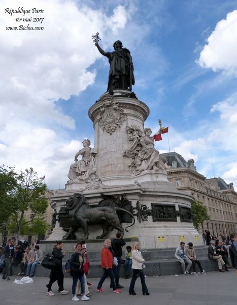 place-de-la-république-paris-2017-claudio-cycliste