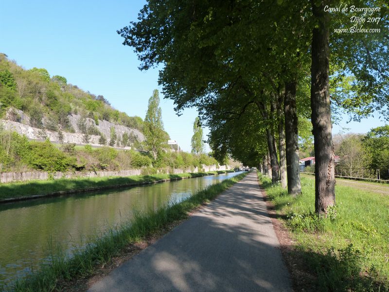 Sortir de Dijon à Bicyclette, le long du canal de Bourgogne