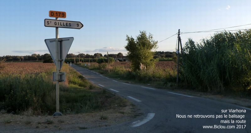 Balisage ViaRhôna perdu, mais nous zavons retrouvés saint Gilles