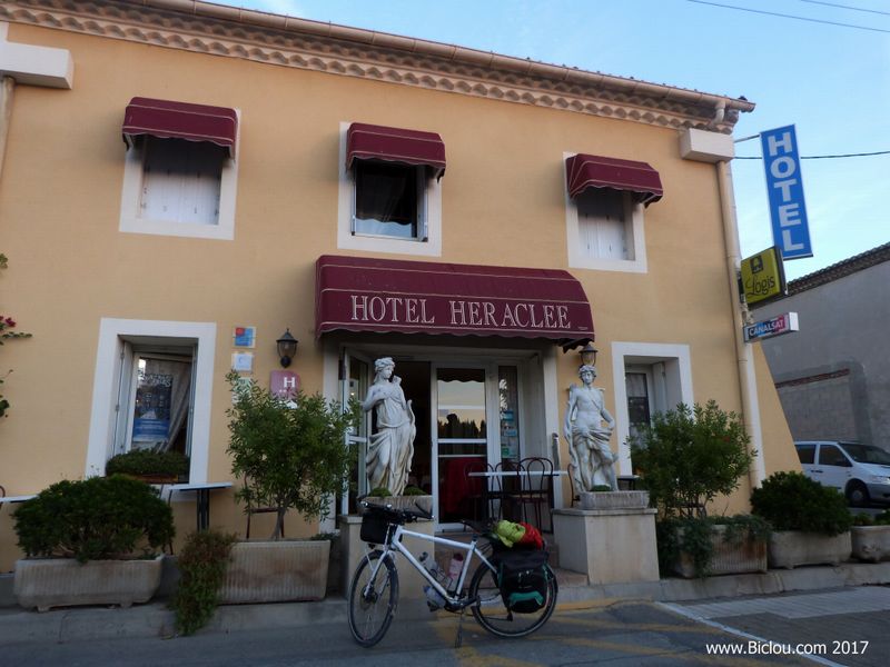 Hôtel Héraclée à Saint Gilles