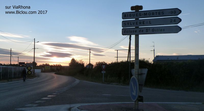 ViaRhôna : Sortie de Saint Gilles
