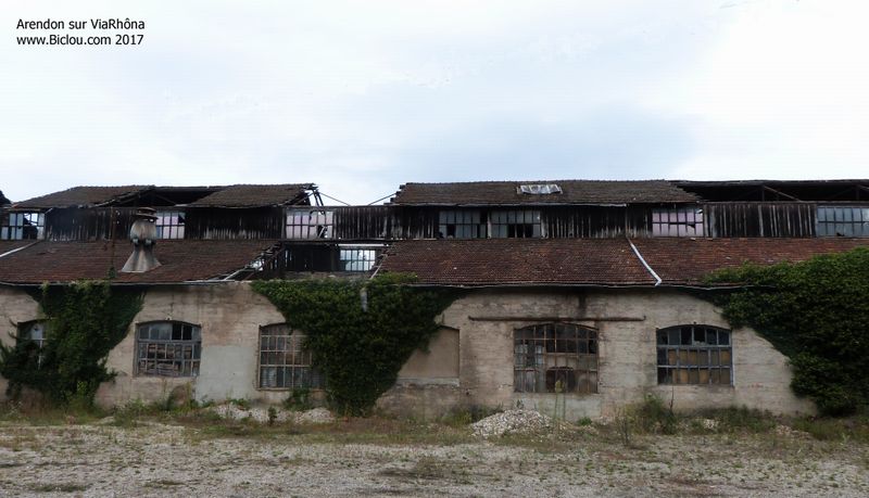 Sur ViaRhôna : Anciennes fonderies de Arendon
