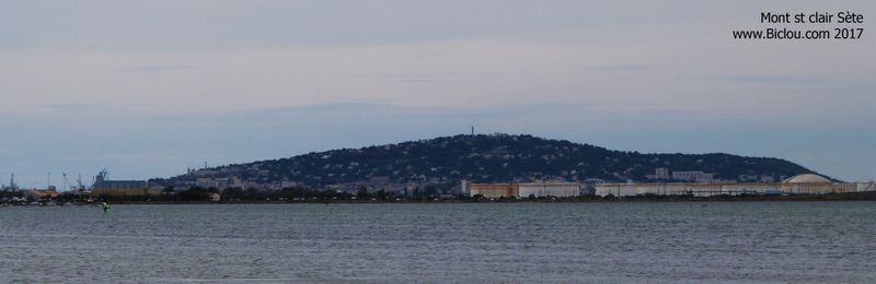 Sur ViaRhôna : Le Mont saint Clair au dessus de Sète