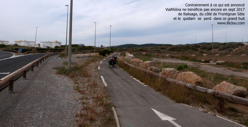 ViaRhôna Frontignan plage, pas d'indication, on se perd dans ce grand huit 