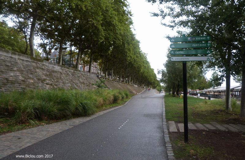 Balisage corec sur ViarHôna à Lyon
