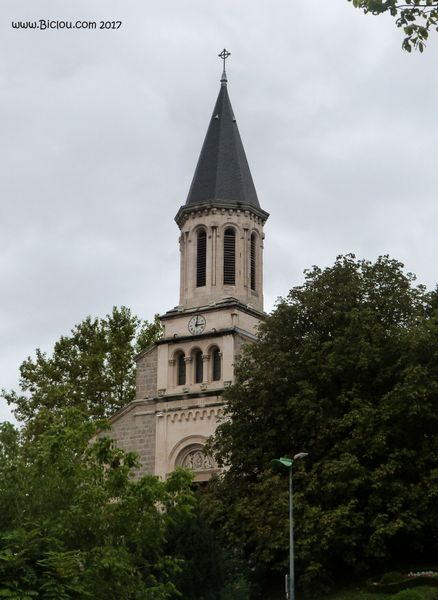 Vue depuis la selle de ViaRhôna : Eglise Irigny