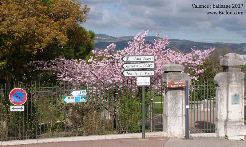 Balisage Viarhôna parc Jouvet Valence 2017