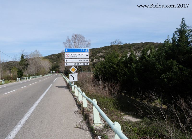 En route sur ViaRhôna en 2017, de Caderousse pour Châteauneuf du pape