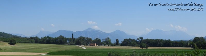 V63 : Vue sur les arètes terminales des Bauges sud