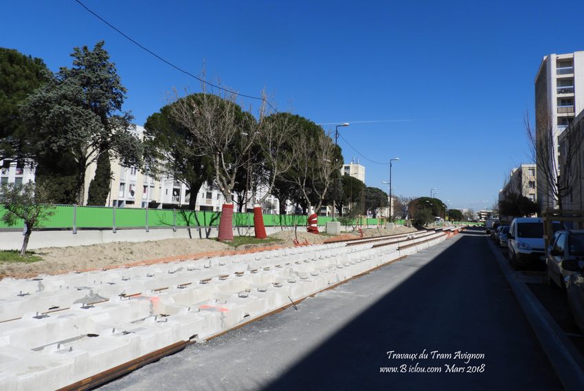 Avignon pose son tram en 2018 et claudio cherche sa route ..