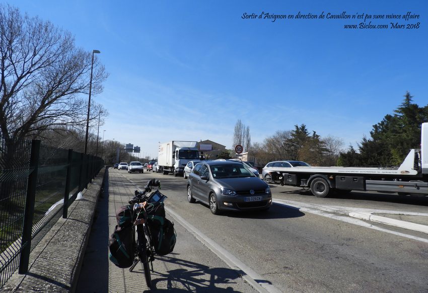 Avant Cavaillon pas facile, malgré la bande presque cyclable