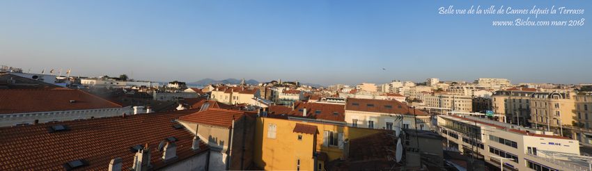 Cannes vue de la Terrasse de l'hôtel