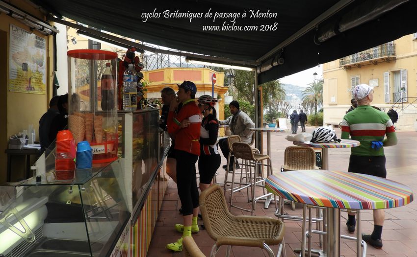 Cyclos Britaniques de passage à menton en 2018