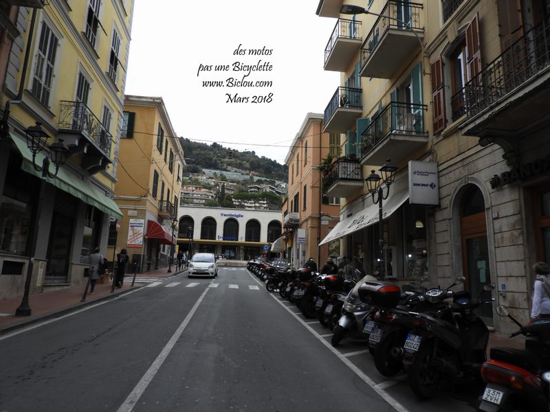 Ventimiglia, les bicyclettes ne se bousculent pas 