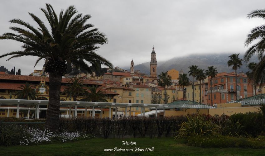 Menton, ville ocre