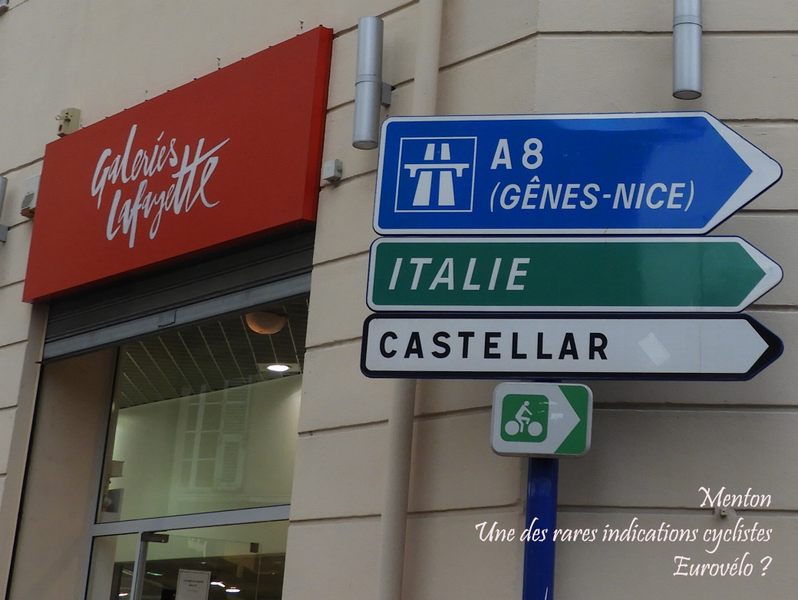 Balise bicyclette vue à Menton, une et unique