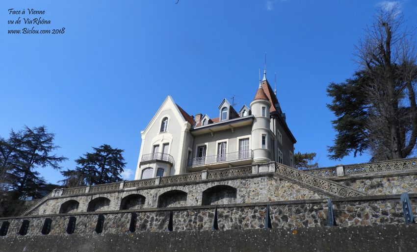 Face à Vienne, maison bourgeoise typique