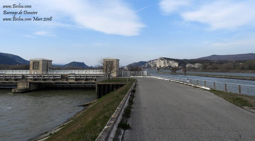 ViaRhôna : Barrage de Donzère 