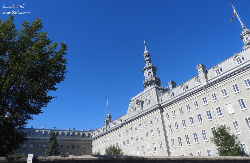 Bâtiment ? à Québec