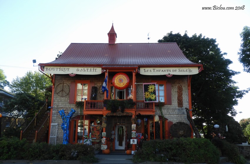 Les marchands du temple nous attendent de pied ferme, mais un tantinet Kitsh