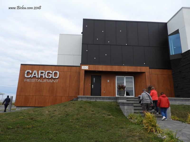Restaurant Cargo (du saint Laurent bien évidemment ..) 