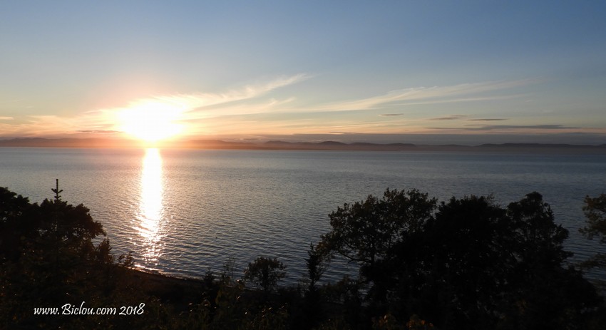 Coucher de soleil sur les côteaux du Saint Laurent