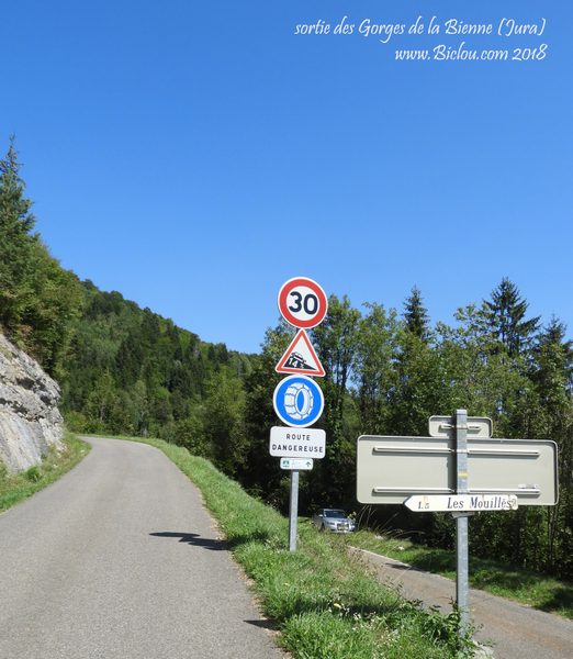 bosse-assassine-sortir-combe-jura