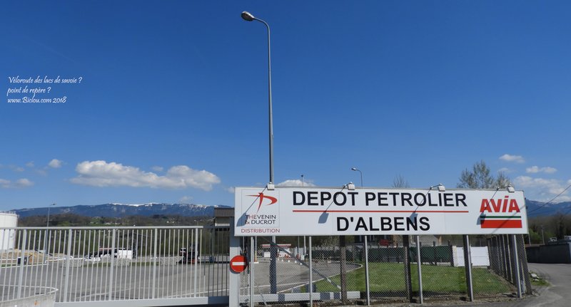 Repérage pour la vélo-route : Le dépôt pétrolier d'Albens