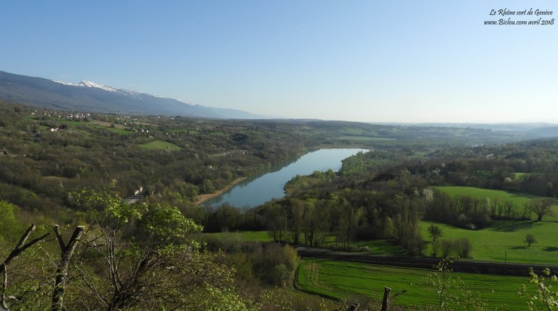 Le Rhône sort de Genève