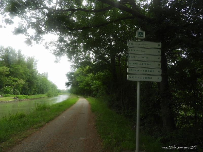 velo-route-long-canal-garonne