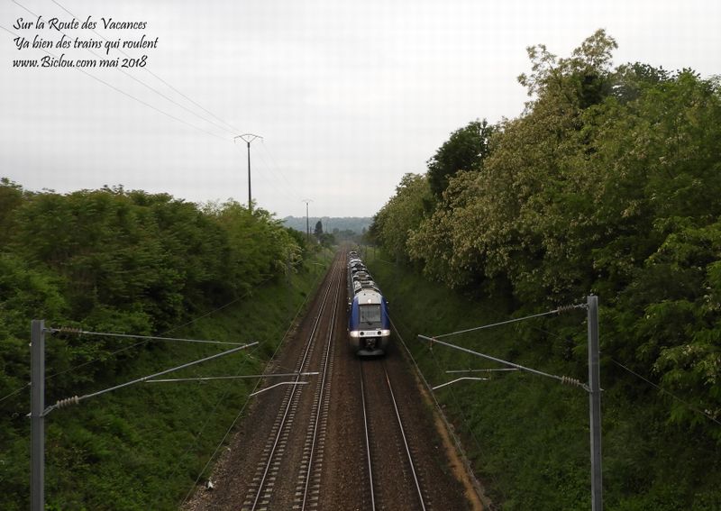 Sur la route des vacances, des trains .. 