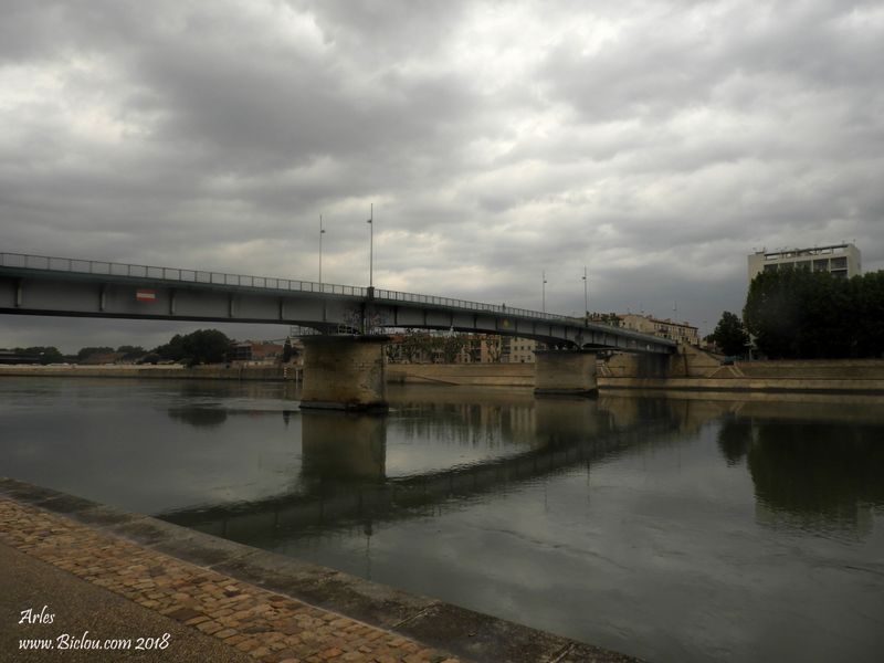 Pont de Trinquetailles à Arles