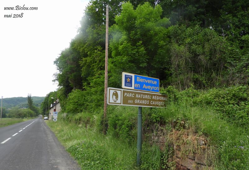 pancarte-annonciatrice-région-des-causses